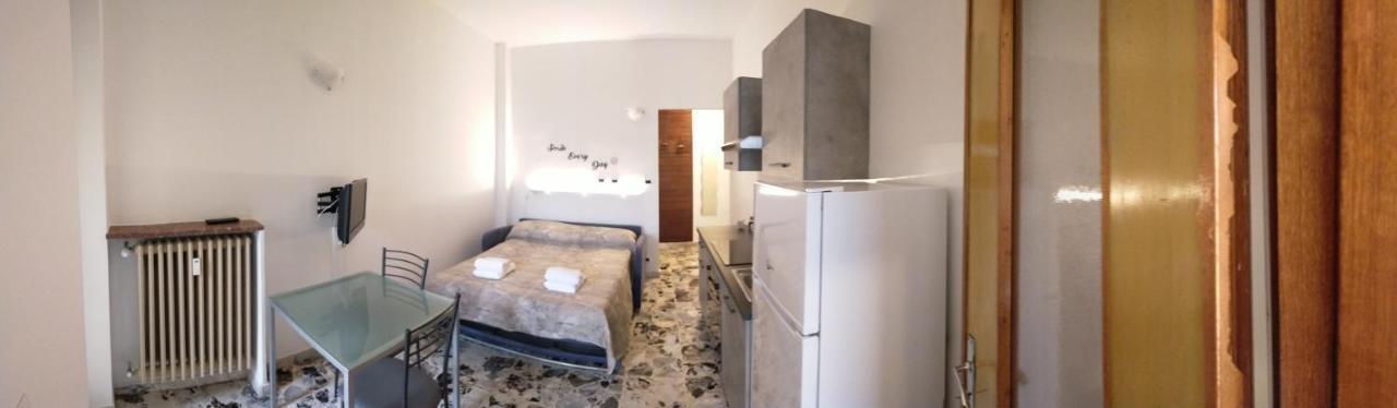 Locazione Turistica Casa Gardenia Apartment Turin Luaran gambar